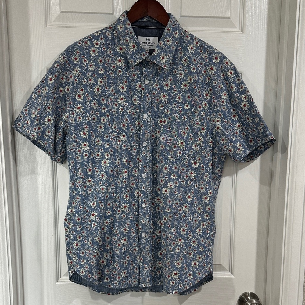 5 for $40. Bundle & Save! Men's Floral Button-Down Shirt, Size L